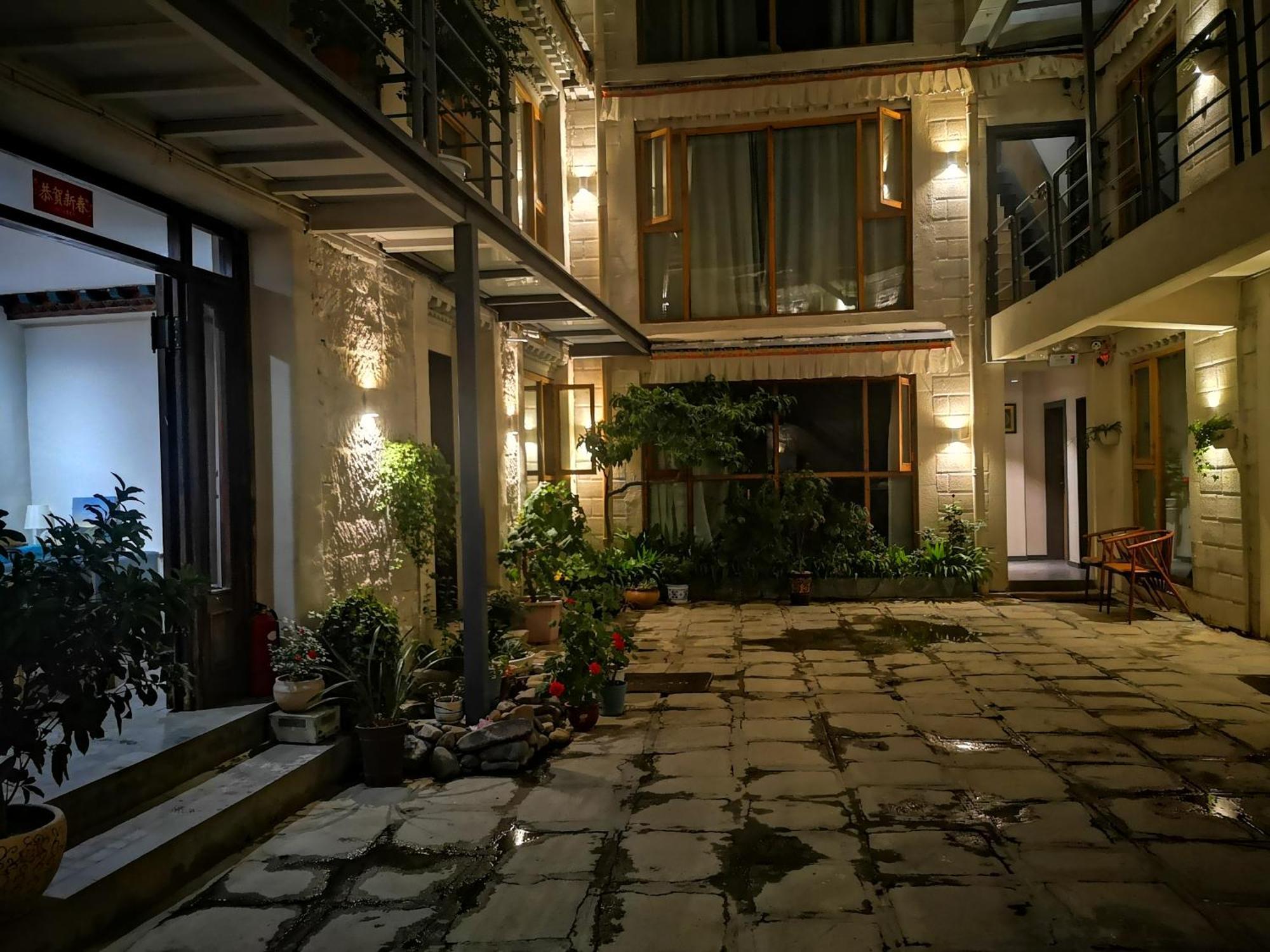 Fengma Feiyang Hostel Lhasa Dış mekan fotoğraf